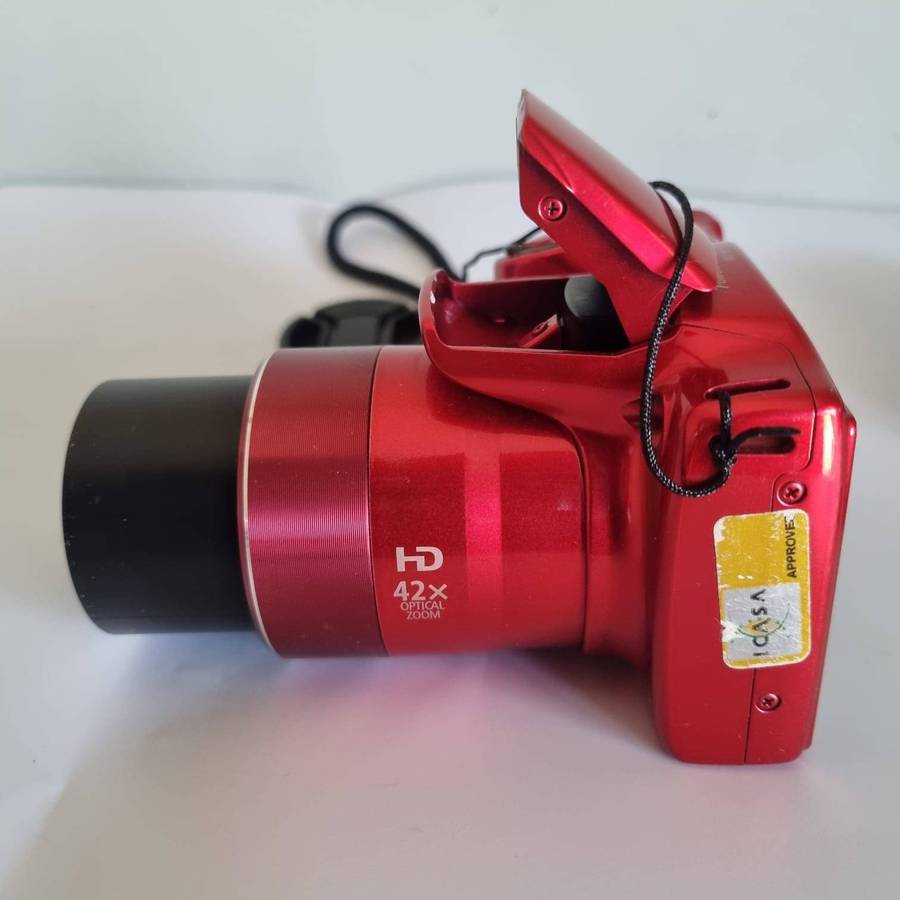 Canon PowerShot SX420 IS (20.0 MP, 720p HD Videos & WiFi) - Ultra Zoom Digital Camera (Red)