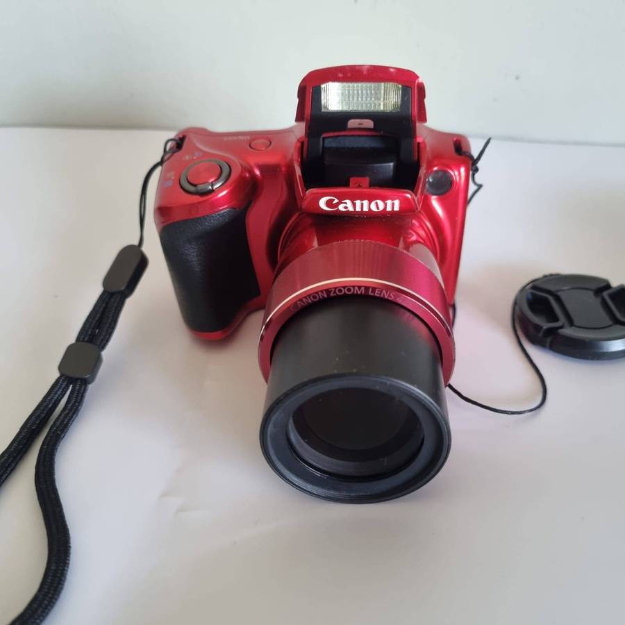 Canon PowerShot SX420 IS (20.0 MP, 720p HD Videos & WiFi) - Ultra Zoom Digital Camera (Red)