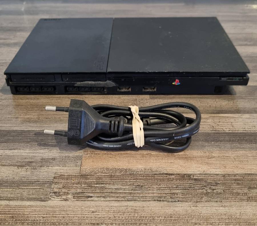 Broken PS2 Console + Power Cable