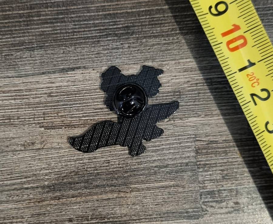 Pepe Le Pew Enamel Pin