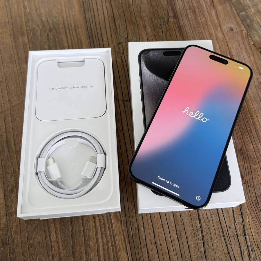 Apple iPhone 15 Pro Max - Black Titanium - 1TB - Excellent Condition