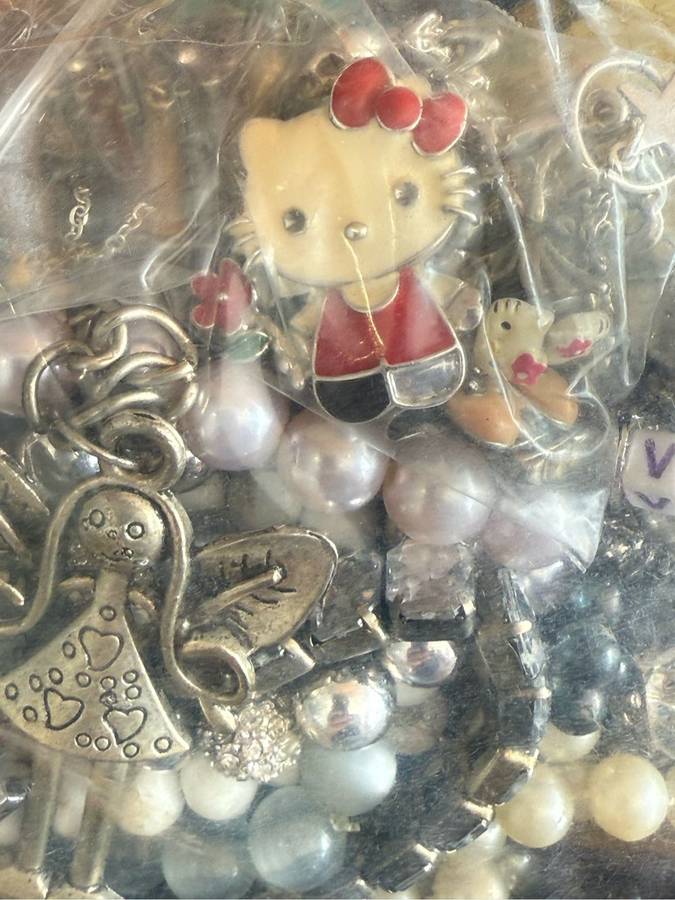 Vintage Jewelry Lot (1.122KG)