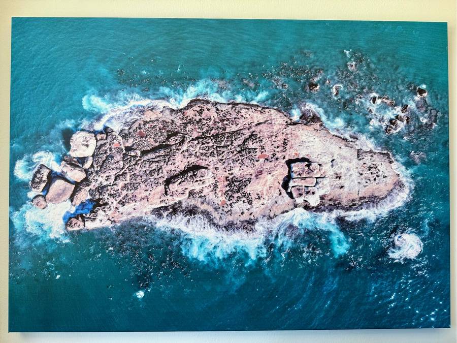Large Canvas of Seal Island in Mossel Bay (84cm x 60cm) NEW