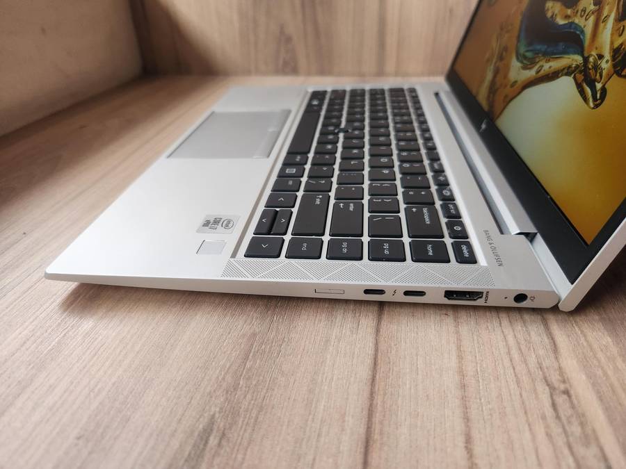 Hp EliteBook 840 G7 Intel Core i7 + Free Laptop Bag