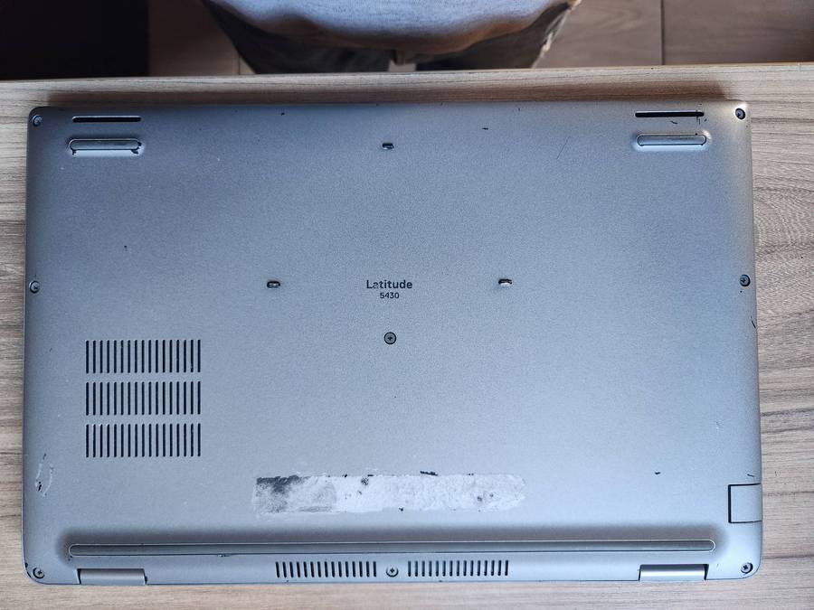 Dell Latitude 5430 Intel i5 12th Gen + Free Laptop Bag