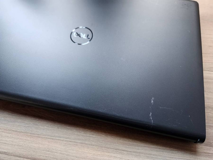 Dell Vostro 15 3510 Intel Core I5 + Free Laptop Bag