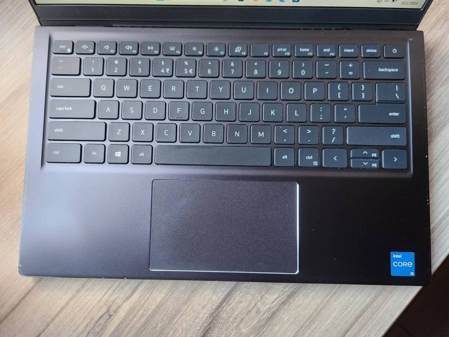 Dell Vostro 14 5410 Intel Core I5 + Free Laptop Bag