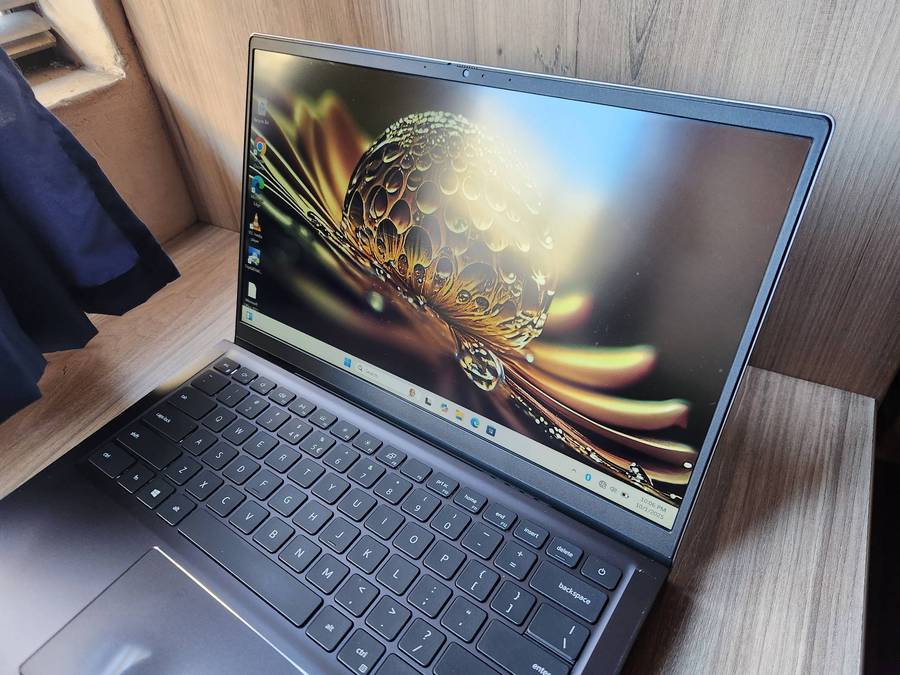 Dell Vostro 14 5410 Intel Core I5 + Free Laptop Bag