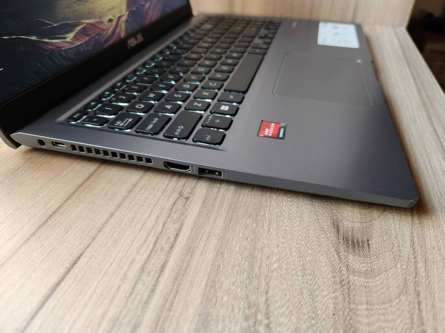 Asus Vivobook M515D AMD Ryzen 5