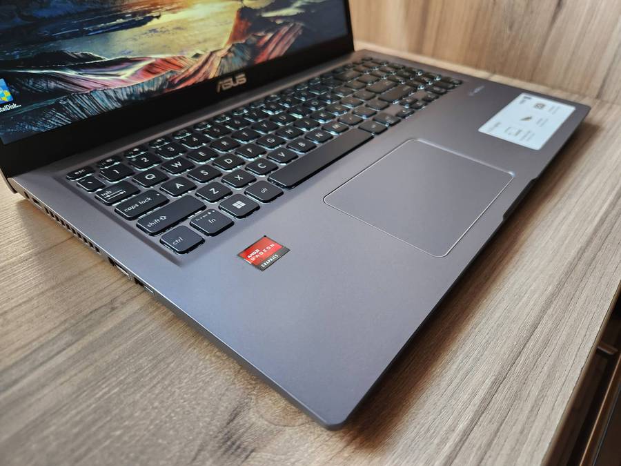 Asus Vivobook M515D AMD Ryzen 5