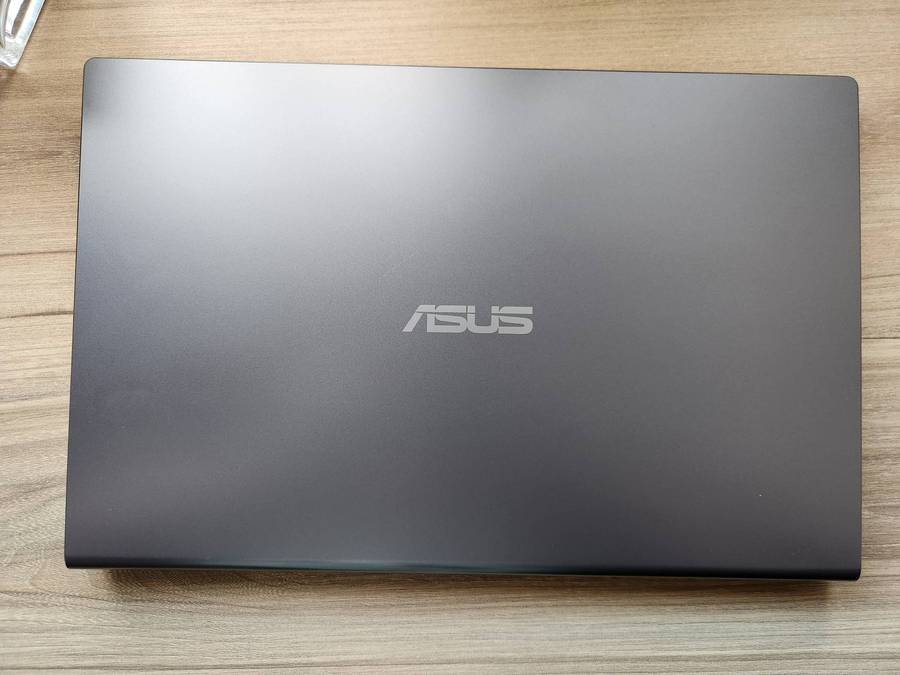 Asus Vivobook M515D AMD Ryzen 5