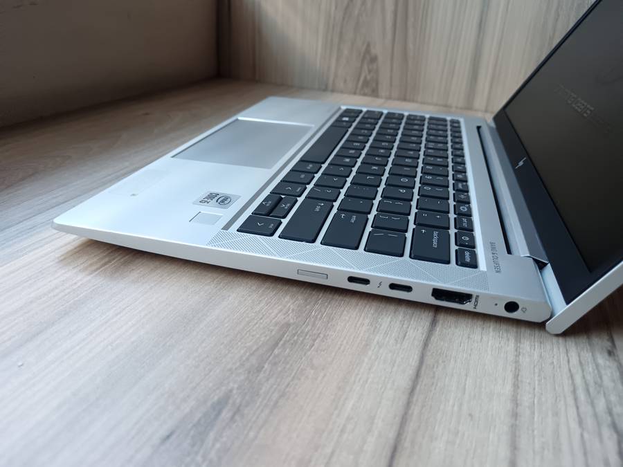 Hp EliteBook 830 G7 Intel Core i5 + Free Laptop Bag