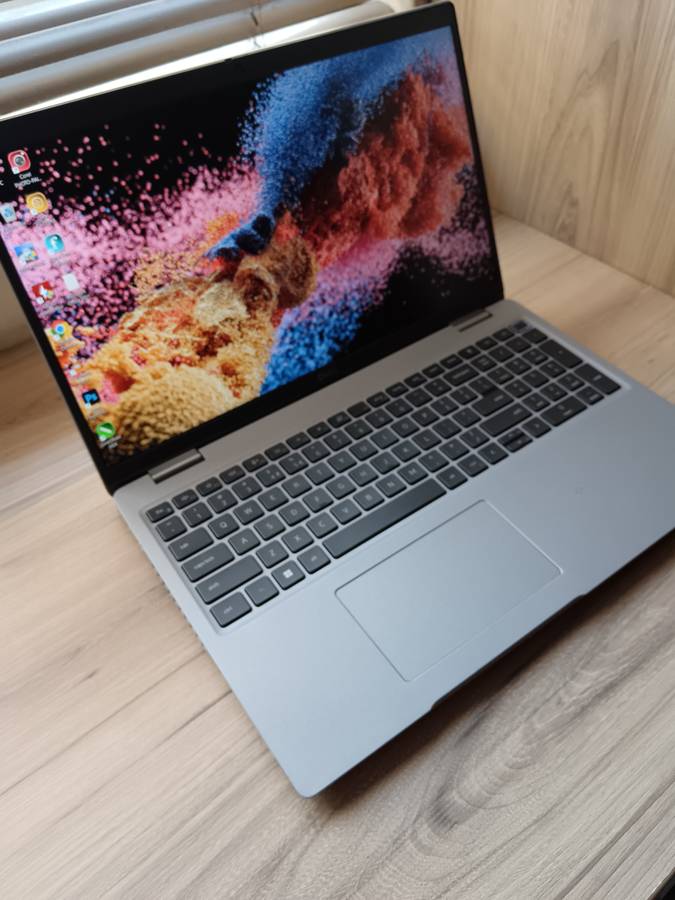 Dell Latitude 5520 Intel Core I7 11th Gen + Free Laptop Bag