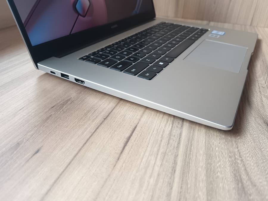 Huawei MateBook D15-i3 10th Gen + Free Laptop Bag