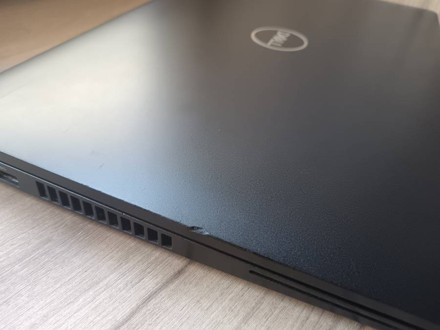 Dell Latitude 5500 Intel Core i7 + Free Laptop Bag