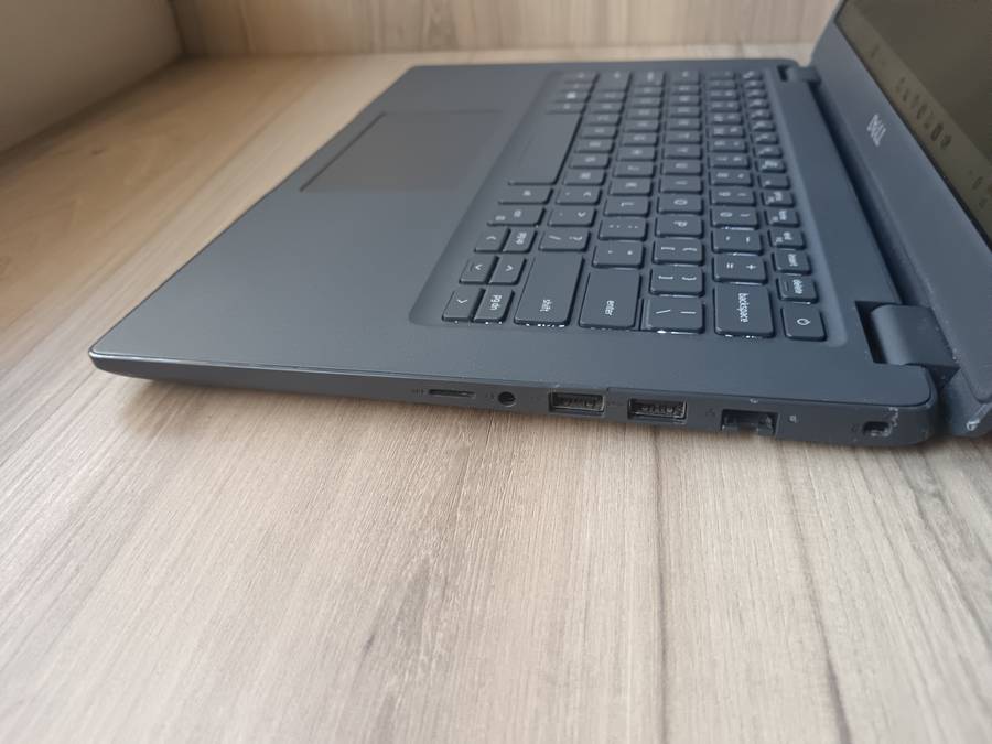 Dell Latitude 3410 Intel Core i7 10th Gen + Free Laptop Bag