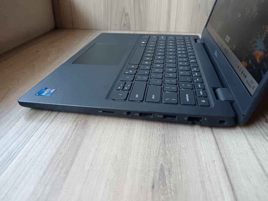 Dell Latitude 3420 Intel Core i7 11th Gen + Free Laptop Bag