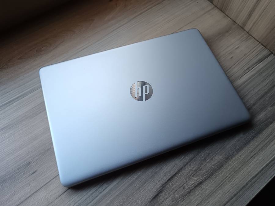 Hp Laptop 15s-eq2xxx AMD Ryzen 5 5500u + Free Laptop Bag