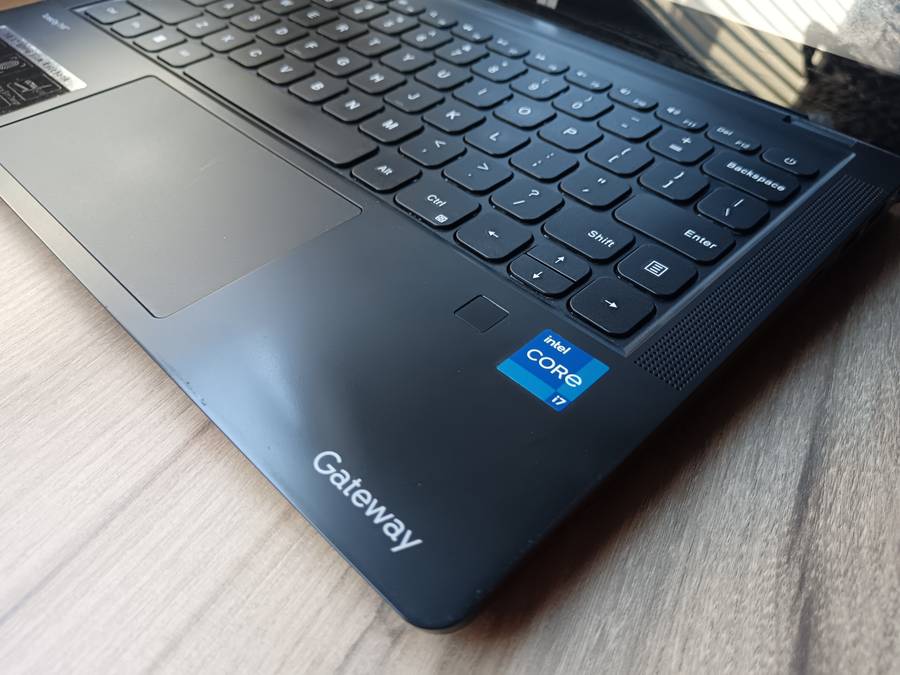Gateway Touchscreen Intel Core i7 12th Gen + Free Laptop Bag