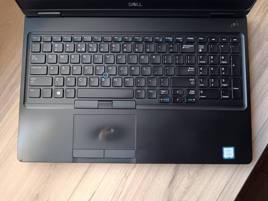 Dell Latitude 5591 Intel Core i7-8850H + Free Laptop Bag