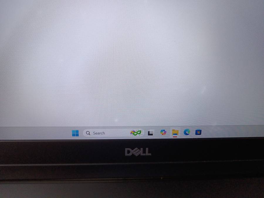 Dell Latitude 5591 Intel Core i7-8850H + Free Laptop Bag