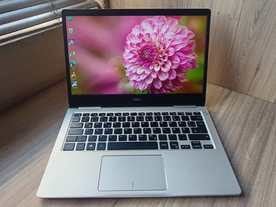 Dell Inspiron 7370 Intel Core I7 + Free Laptop Bag