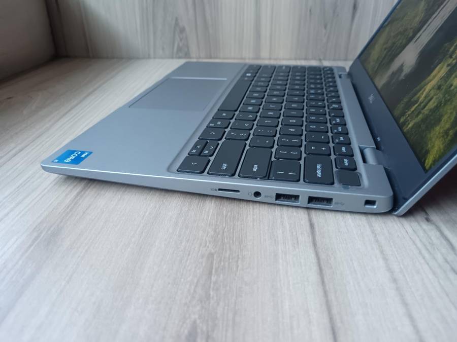 Dell Latitude 3320 Intel Core I5 11th Gen + Free Laptop Bag