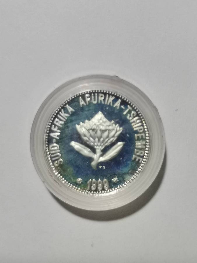 1999 SA  2 1/2 CENT PROOF SILVER GREAT WHITE SHARK. SEALED.