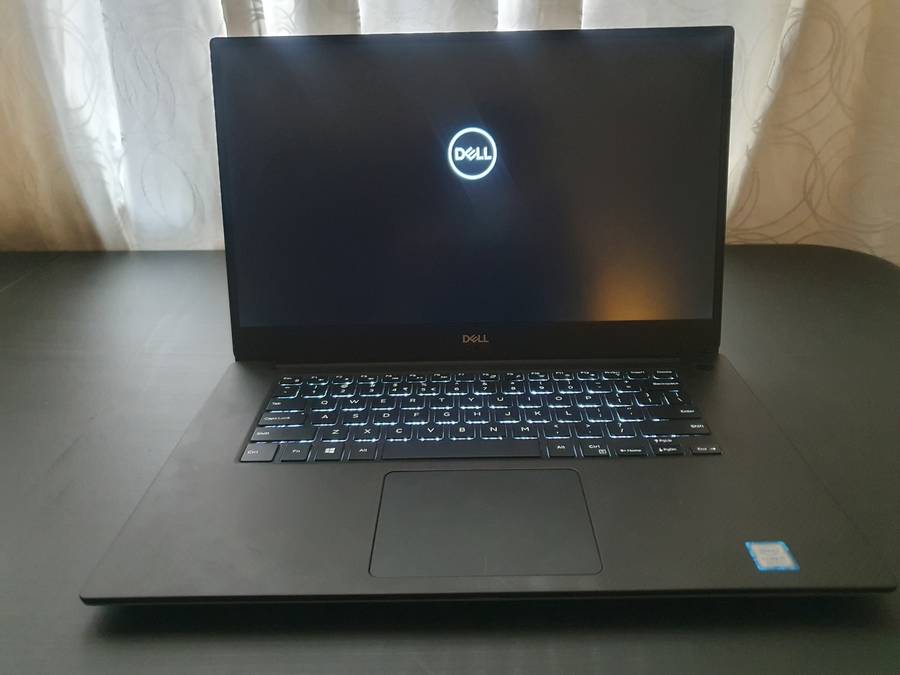 Dell Precision 5530 - 32GB RAM - 512GB NVME SSD - NVIDIA P2000 GPU -i 7 8850H CPU