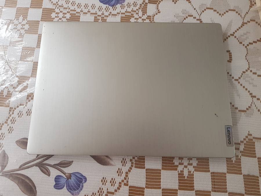 Lenovo IdeaPad i5 11th gen 512gb SSD 8gb RAM