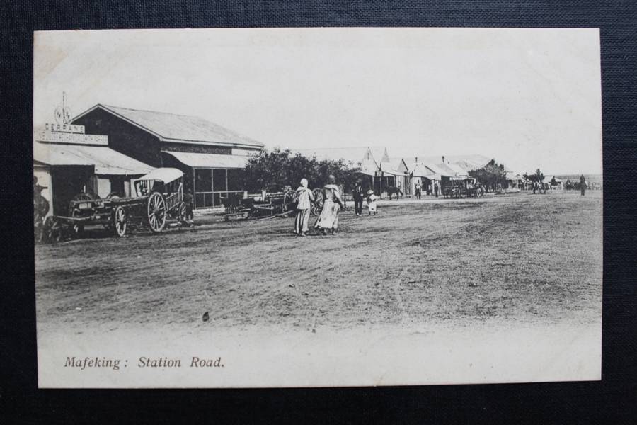 Post Card postcard - Mafeking: Station Road