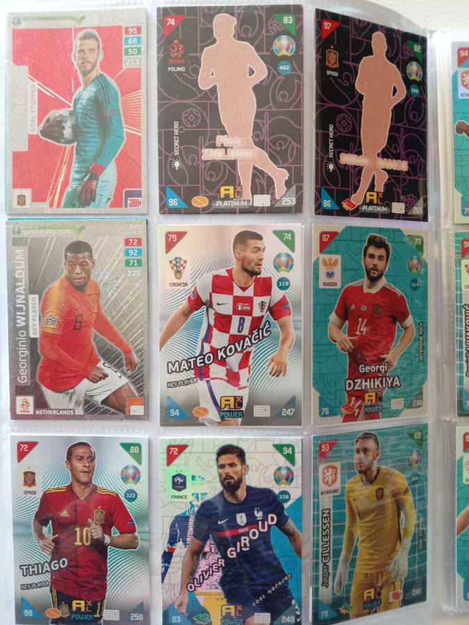 Panini Adrenalyn Football/Soccer Trading Cards