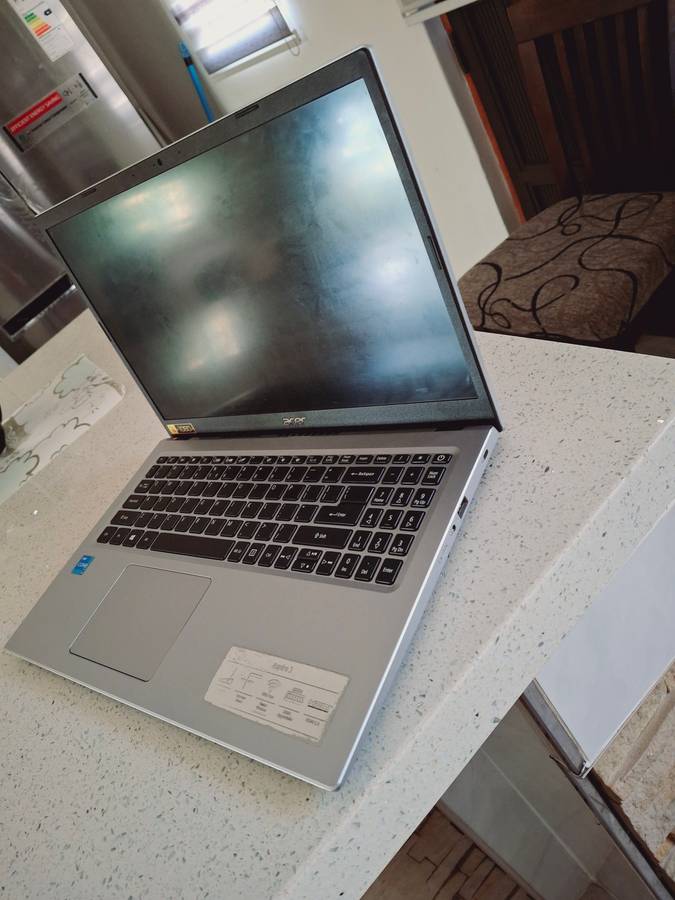 Acer Aspire 3 Laptop - A315-58 - 15.6" Core i3 8GB 1TB