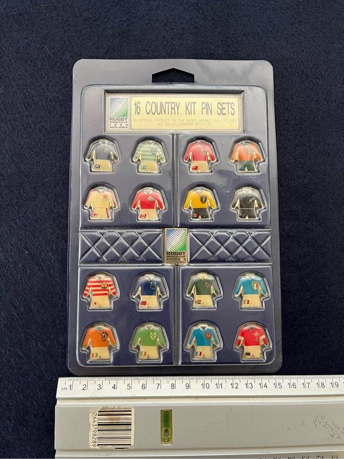Rare 1995 Rugby World Cup 16 Country Pin Set
