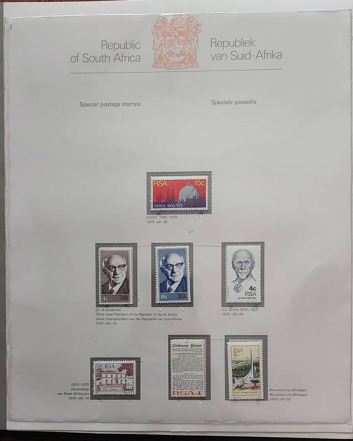 RSA Album, 1961-86, 48 pages, stamps UMM - MH, 3 x pages incomplete, see pics of some pgs