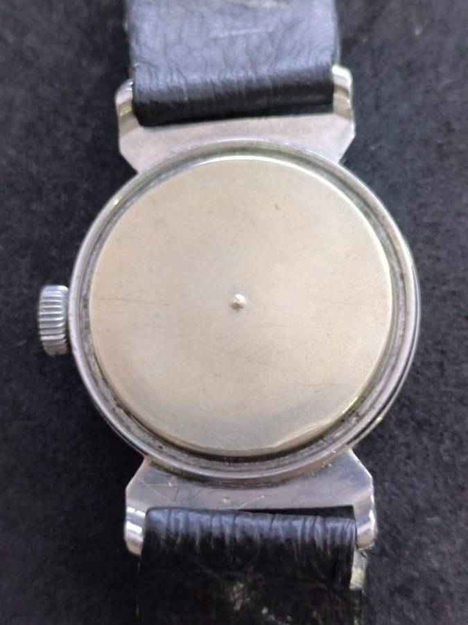 Rare 1930s Movado with solid Rose gold bezel.
