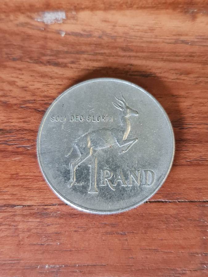 22 x Vintage 1 Rand Coins