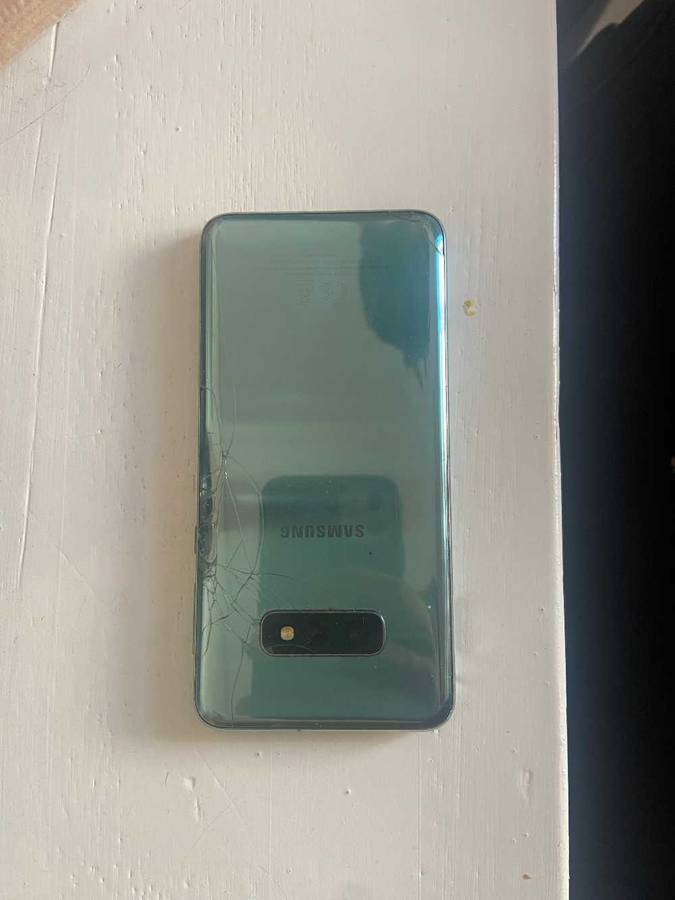 PreOwned Samsung S10E