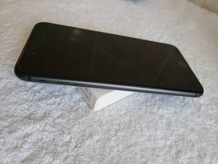 iPhone 8 Plus - Space Grey - 64GB - Excellent Condition - Complete Package