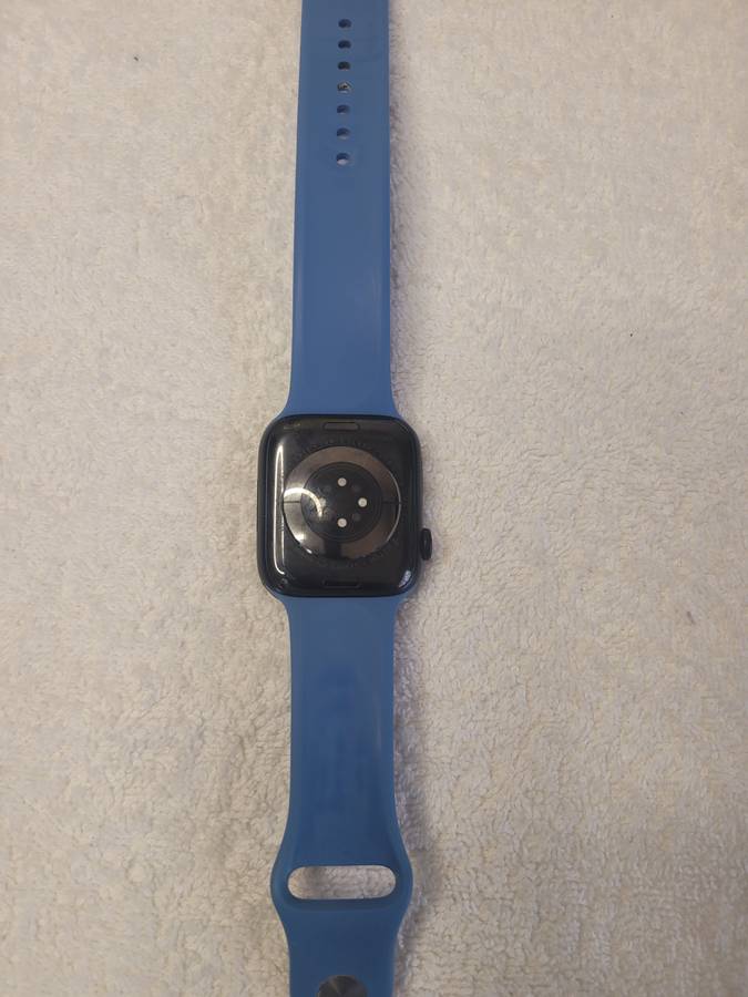 Apple Watch Series 7 45mm GPS + LTE Black with Extra Straps
