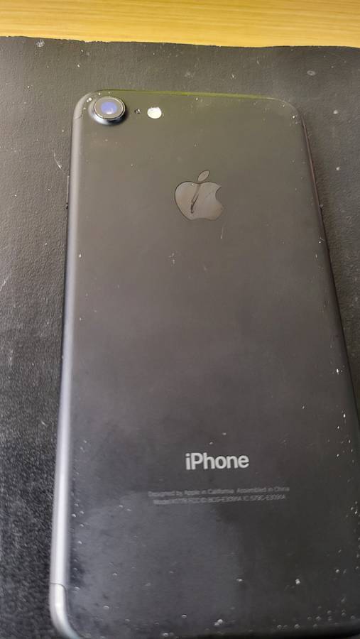 iPhone 7 | 32GB | Black | Very Good Condition | Complete Package