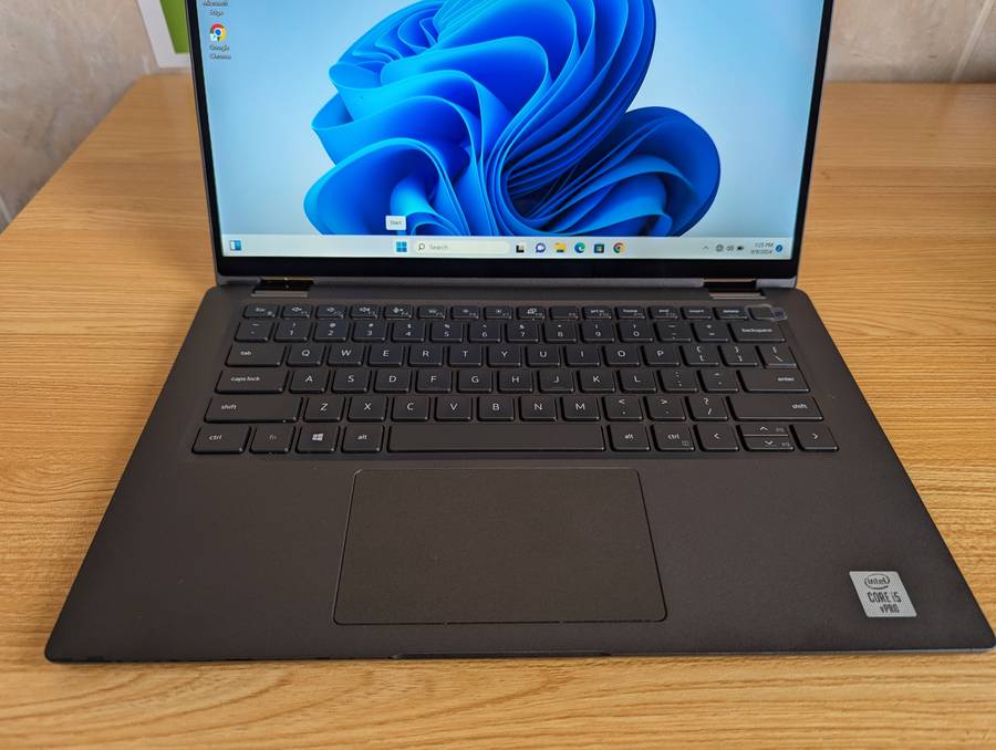 DELL Latitude 7410 Touchscreen 2 in 1 Tablet + Laptop 10th Gen i5, 8GB Ram, 256GB SSD | Carbon fibre