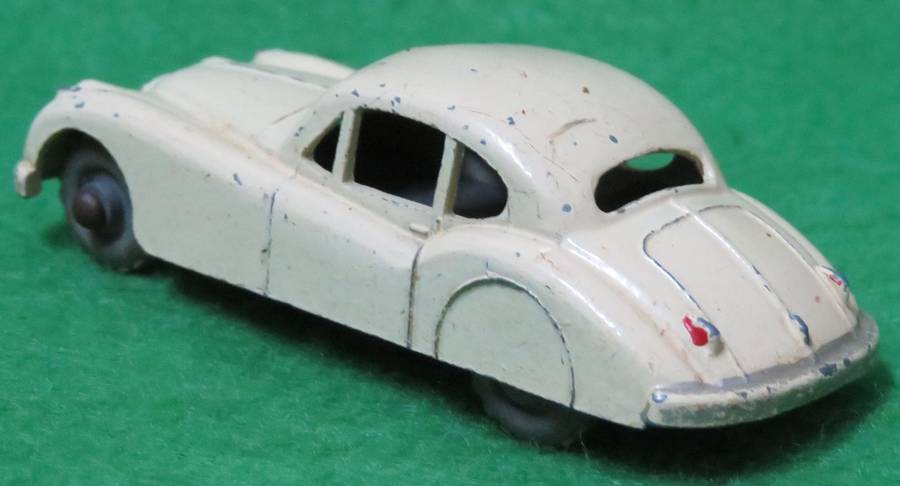 Matchbox Moko Lesney**No. 32**Jaguar XK 140**Made in England**