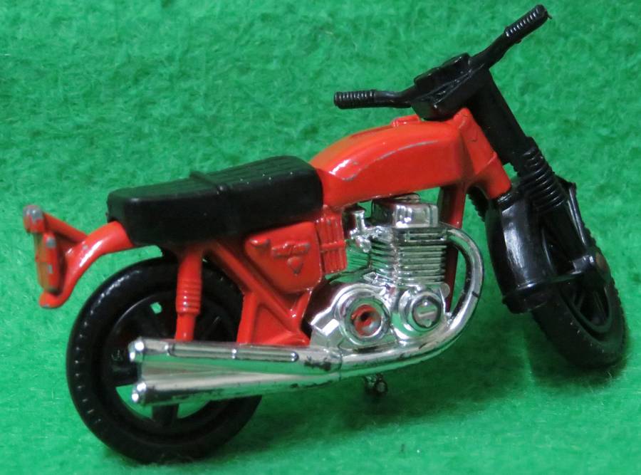 **Matchbox Lesney No. 18**Hondarora (1974)**Made in England**Vintage**