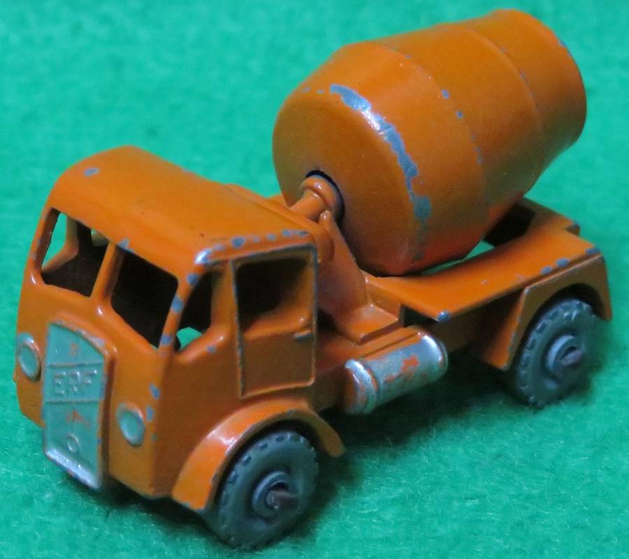 Matchbox Moko Lesney**No. 26**ERF Truck - Cement Mixer**Made in England**
