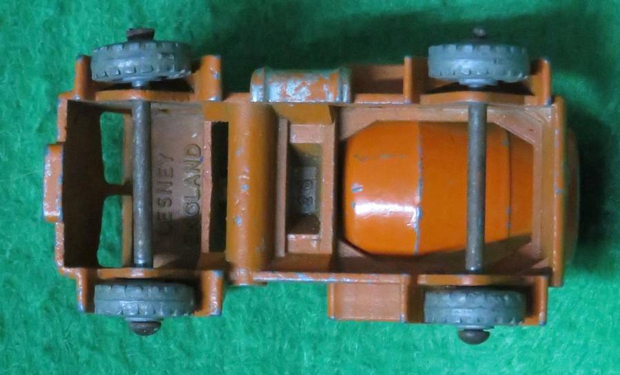 Matchbox Moko Lesney**No. 26**ERF Truck - Cement Mixer**Made in England**