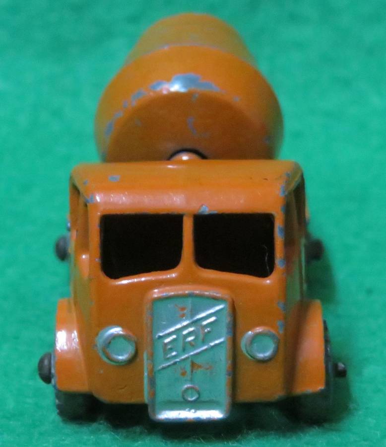 Matchbox Moko Lesney**No. 26**ERF Truck - Cement Mixer**Made in England**