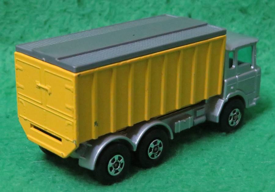 **Matchbox Lesney No.47**DAF Tipper Container**1971**Vintage**Near Mint**