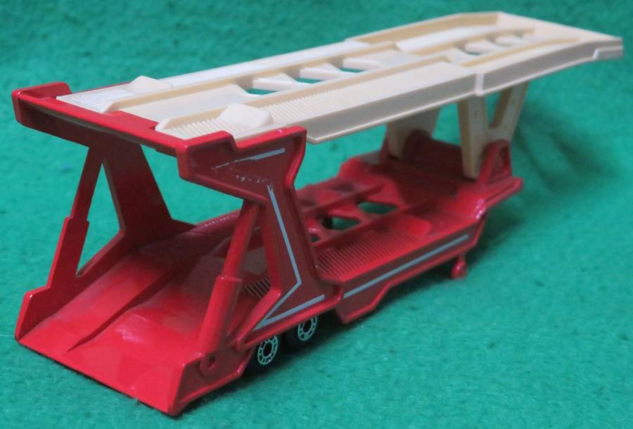 Matchbox Lesney**Car Transporter 1982 & Kenworth Truck 1981**Made in England**