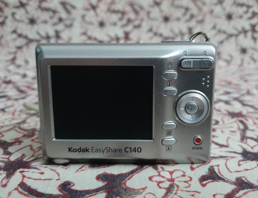 HD PVR Decoder with Remote & Kodak Camera with Bag and Charger ( Untested )